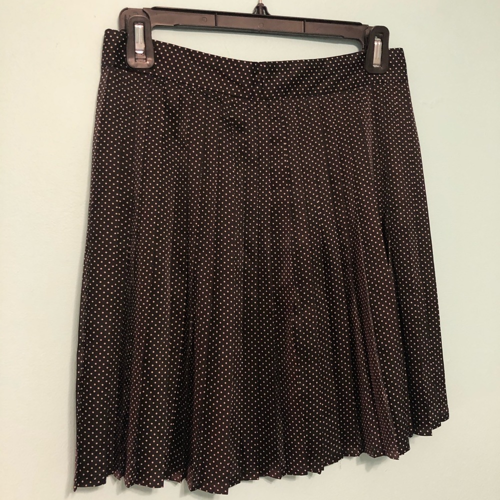 Polk a dot pleated mini skirt, size M